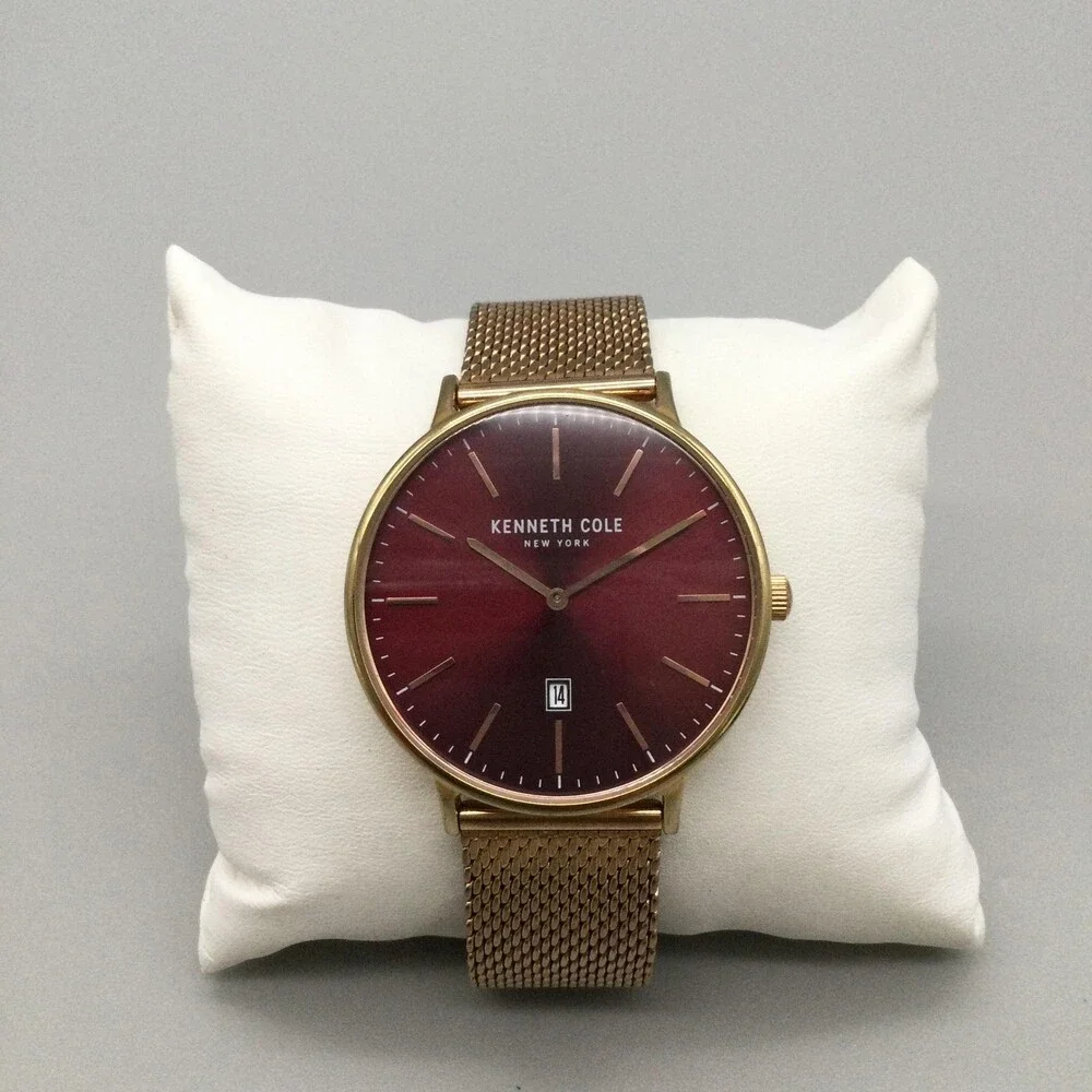 Kenneth Cole Mens Watch 41mm Red Dial Gold Tone Mesh Stainless Date New Battery